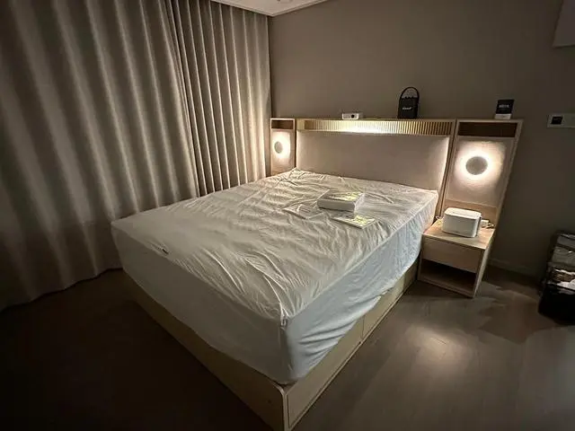 이켈로스23 매트리스와 캐롤린 프레임 구매를 했습니다~