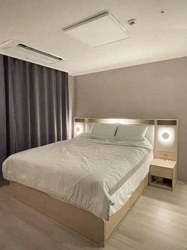 안녕하세요.

요즘 신혼집 인테리어하는 재미로 살고 있