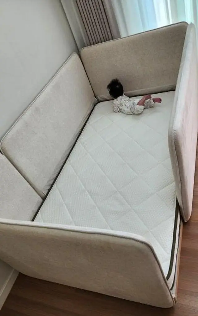 결혼할 때 브랜드리스 침대를 구입 후 만족스럽게 사용하