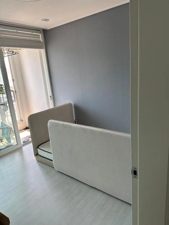3년전 신혼침대로 구매후 애기침대로 동일한곳에 구매 친