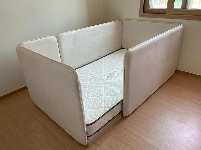 안녕하세요 :)

슬슬 뒤집기를 시도하는 저희 아기에게