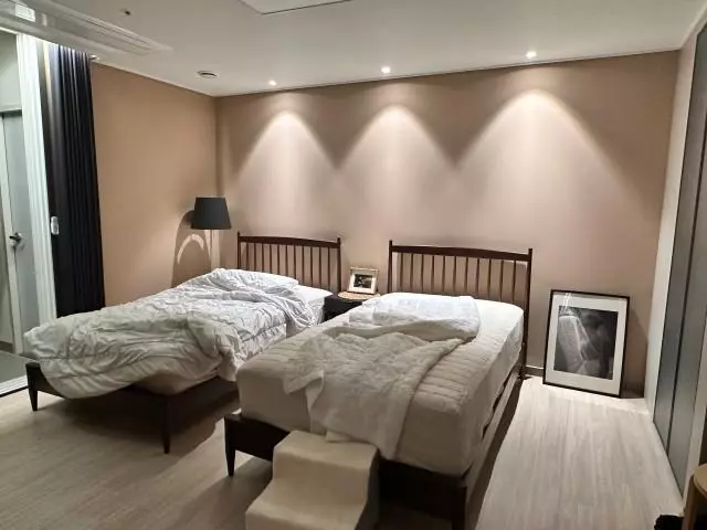 만족스럽습니다. 배송도 생각보다 빨라서 너무 좋아용

