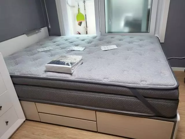 편하고 탄탄한 침대라서 체험해보고 구매함.





(