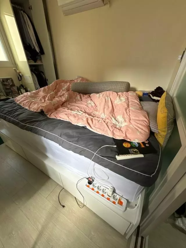 너무 편하고 배송도 금방 오고 설치도 나름 금방할 수 