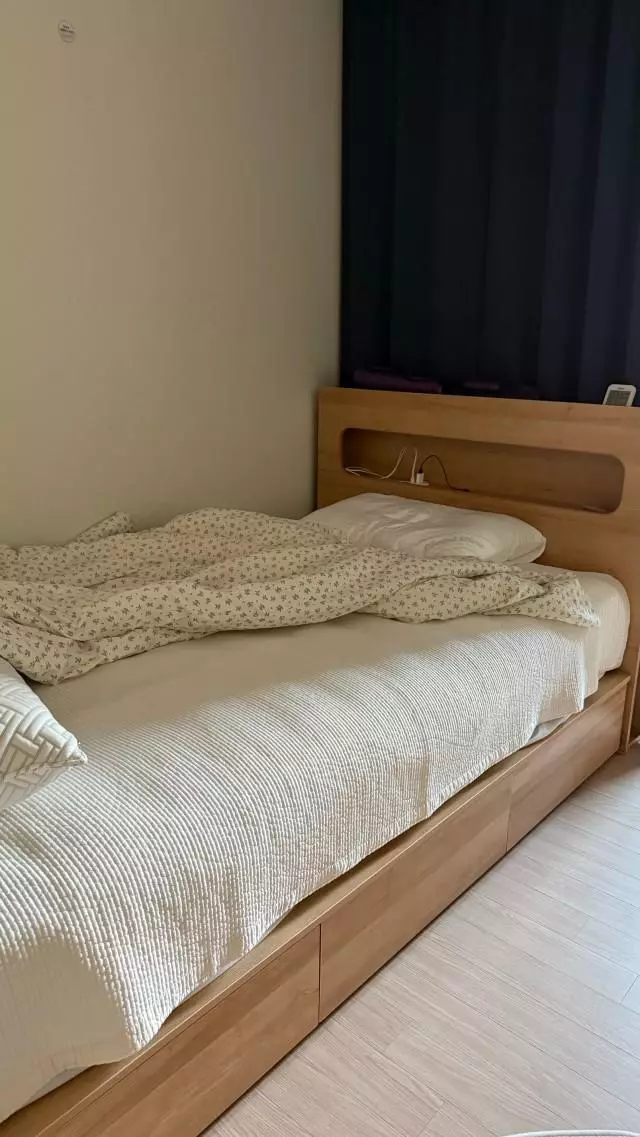 친구가 구매해서 하루 자보고 구매하였습니다
저렴한 라인