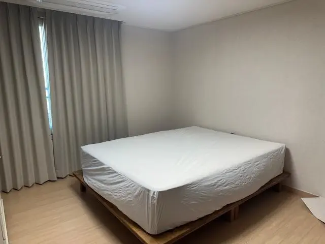 친구집에서 직접 누워서 하룻밤 잔 뒤에 구매한거라 너무