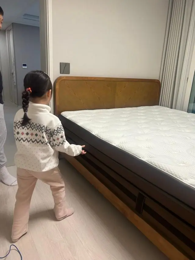 비싸게 주고 산 만큼 편하게 자고 싶습니다
라지킹이라 