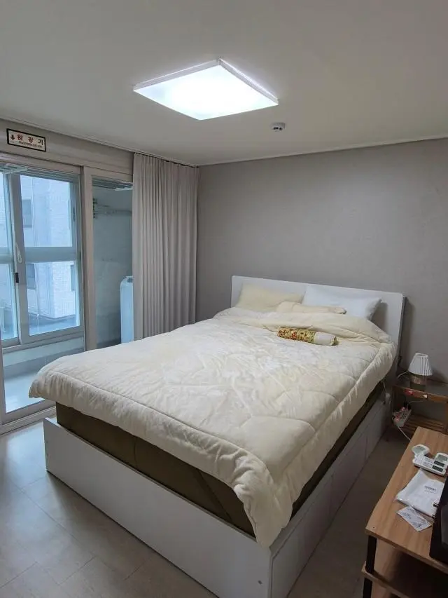 토퍼 분리가 가능한 제품이라 만족스럽고 허리가 안좋은데