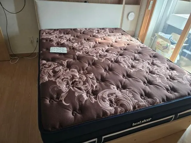 배송원하는 시간에 오시고 제품도 제품또한 쿠션감도 좋아