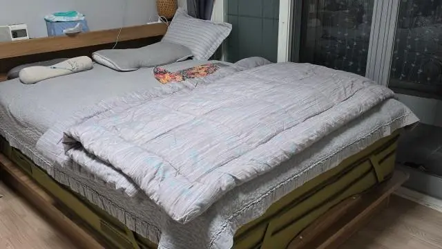 높이가 높은것 같아 압축하여 주문했구요
원하는 텐션감으