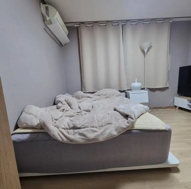 신혼 때 가구가 아닌 과학인 침대를 샀어요
두꺼운 매트