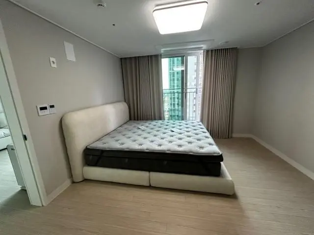 배송도 원하는 날짜에 맞춰주셨숩니다 추천드립니다



