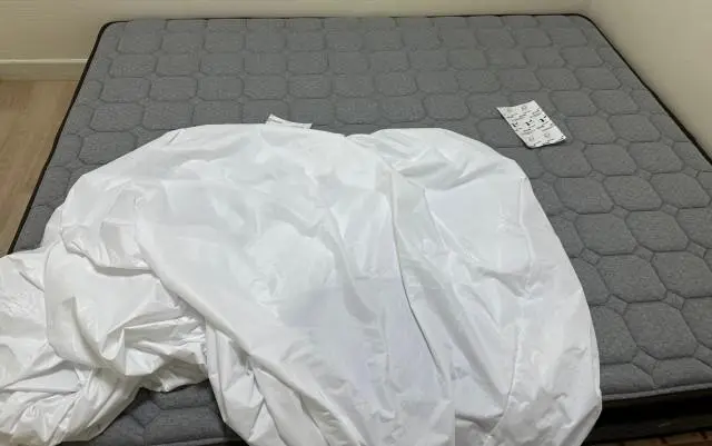 허리디스크 진단 받았는데 기존에 쓰던 매트리스가 너무 