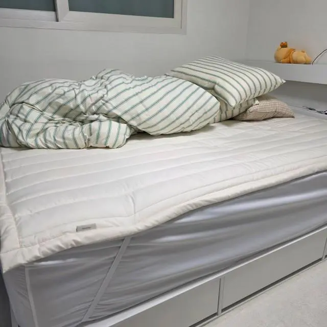배송이 빠르고 친절했고, 누워서 며칠째 자봤는데 기절하