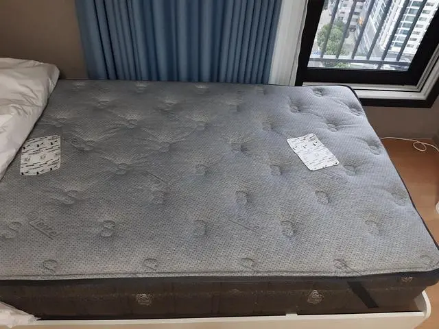 안녕하세요. 
이사로 인해 부부 침대 매트리스, 중 1