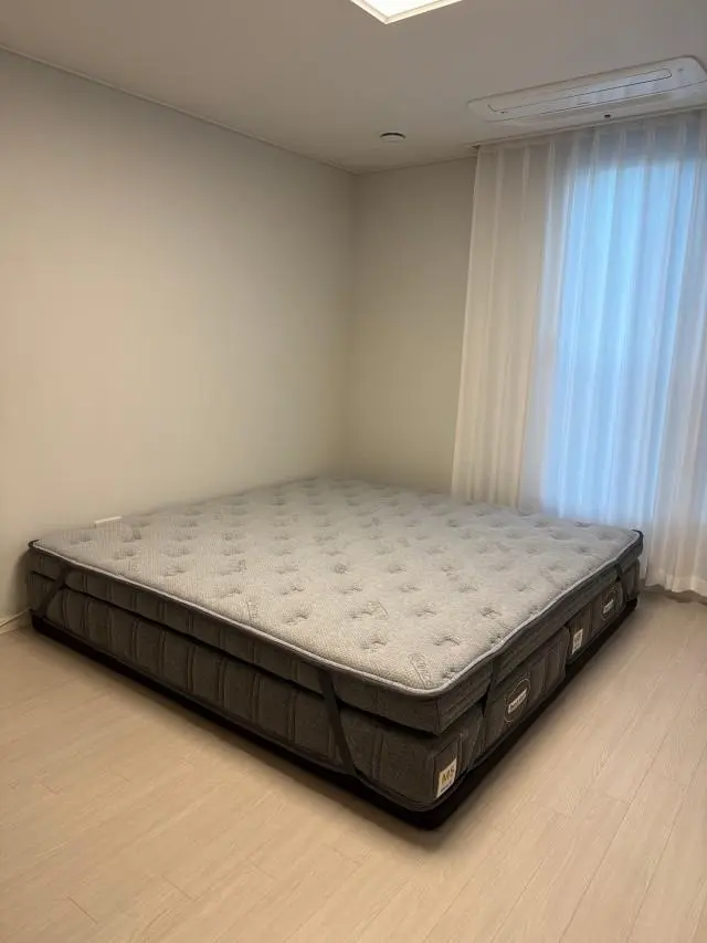 허리가 너무 아파서 매장가서 직접 누워보고 일주일 정도