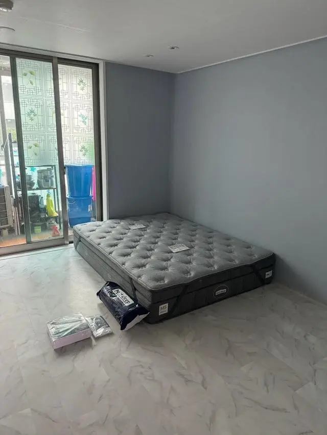 베스트슬립 M5 직접 매장가서 누워보고 
여러가지 매트