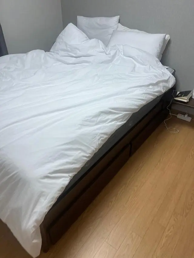 독립하고 매트리스를 살까 말까 거의 1년을 고민하다 드