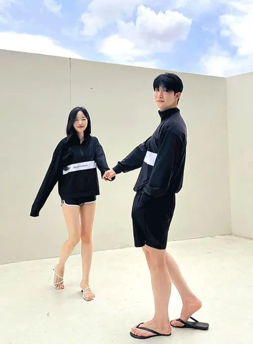 특대형 커플 아노락래쉬가드 benjamin black