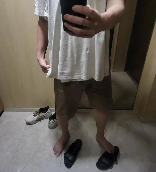 배송빠르고 상품좋아요.  그래서 항상 지오다노만 이용합니다. 두루두루 모든 옷에 잘 