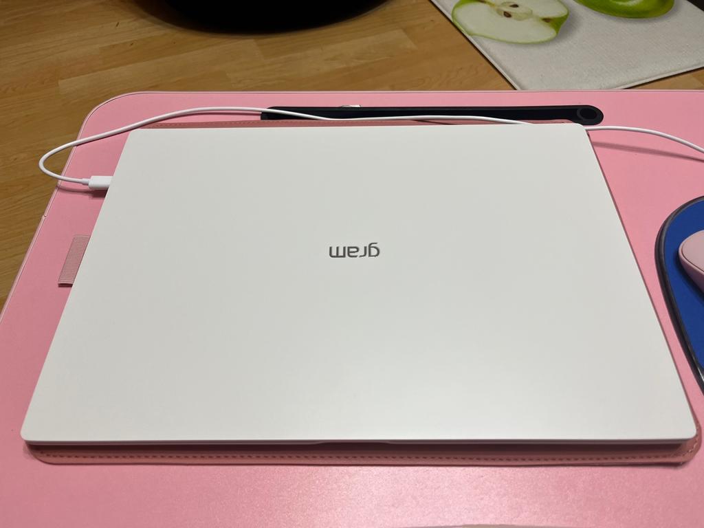 #이벤트 참여
아내가 사용할 노트북을...